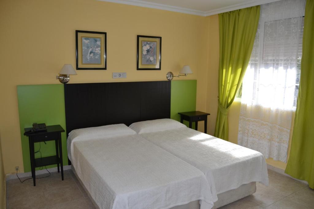 Hotel Miramar La Línea de la Concepción Zimmer foto